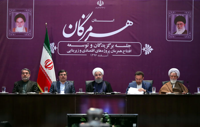 فیلم پیام دکتر روحانی، ریاست محترم جمهور به صورت ویدئو کنفرانس و اعلام افتتاح و بهره برداری از پروژه های منطقه آزاد قشم