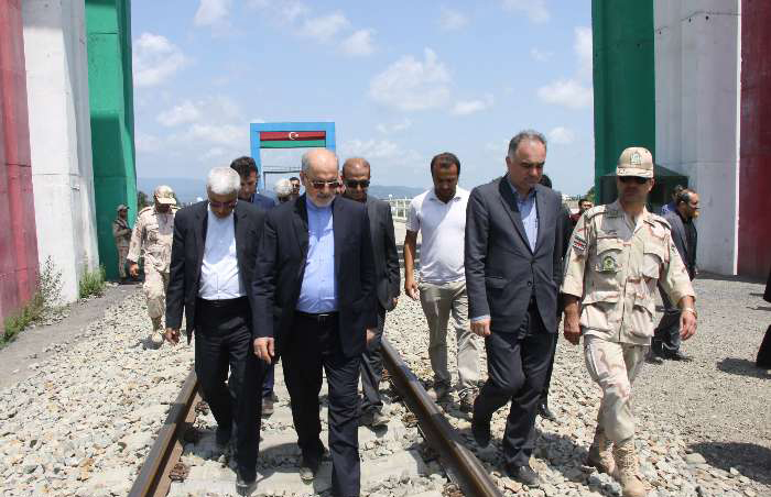 غلامرضا انصاری معاون اقتصادی وزیر امور خارجه بیان داشت: تکمیل کریدور شمال-جنوب یک پروژه استراتژیک برای ما محسوب می‌شود