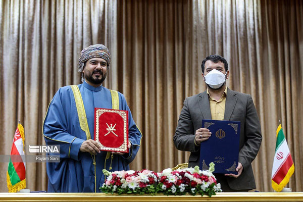 امضای تفاهم‌نامه همکاری میان مناطق آزاد و ویژه اقتصادی ایران و عمان