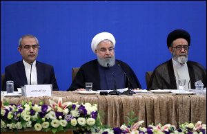 رئیس جمهور در نشست خبری پایان سفر به آذربایجان شرقی بیان کرد: مناطق آزاد کشور باید تبدیل به مراکز صادراتی شوند