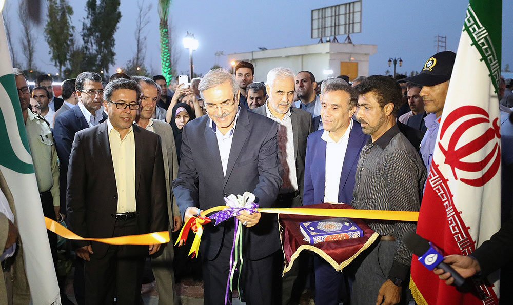 گزارش تصویری مراسم افتتاح برجهای سرو چهارم و پنجم دهکده ساحلی کیش با حضور دبیر شورایعالی مناطق آزاد و ویژه اقتصادی