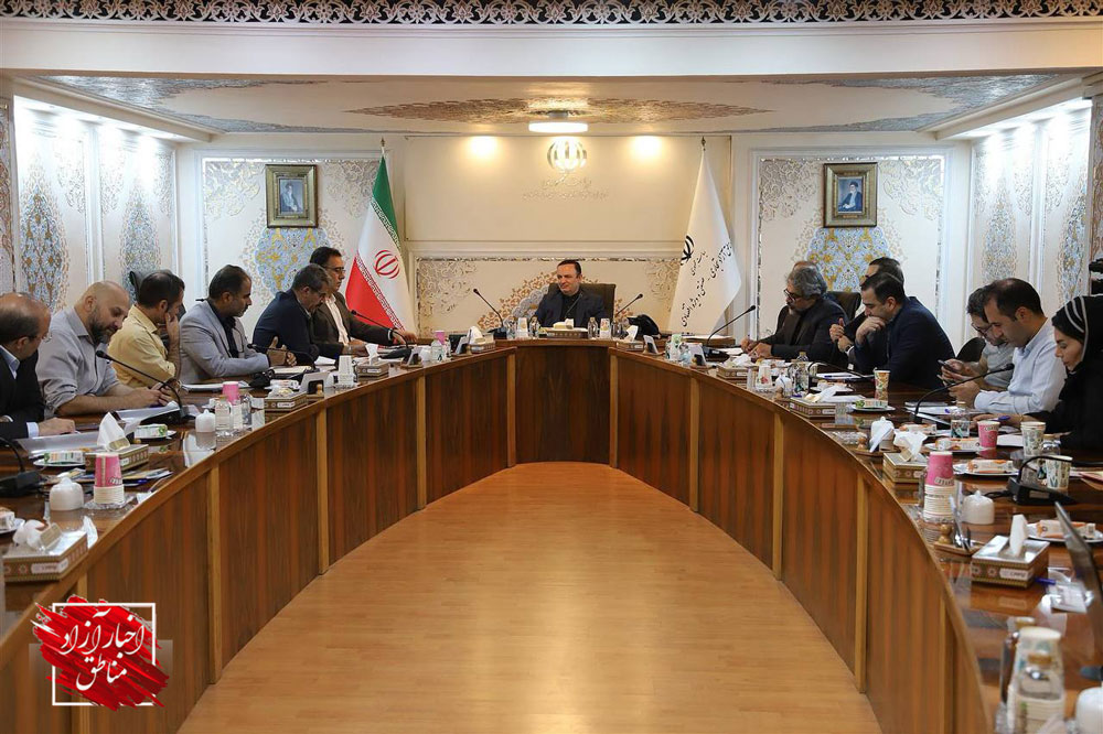 برگزاری نشست هم‌اندیشی مدیران و سردبیران رسانه‌های سراسری با دبیر شورایعالی مناطق آزاد